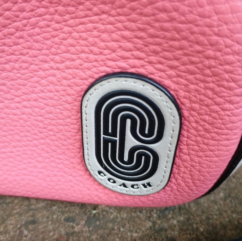 Coach Court Crossbody Purse Pink And Blue Smoke Smell - Picture 6 of 8